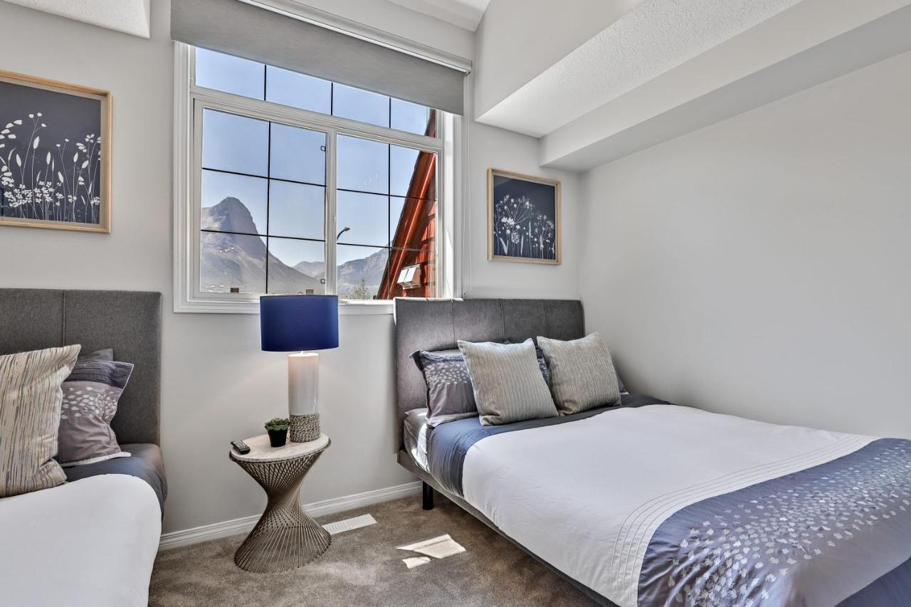 The Lambeth By Samsara Resort Private Entry Panorama Top View 2Br And 2Bth Canmore Exterior photo